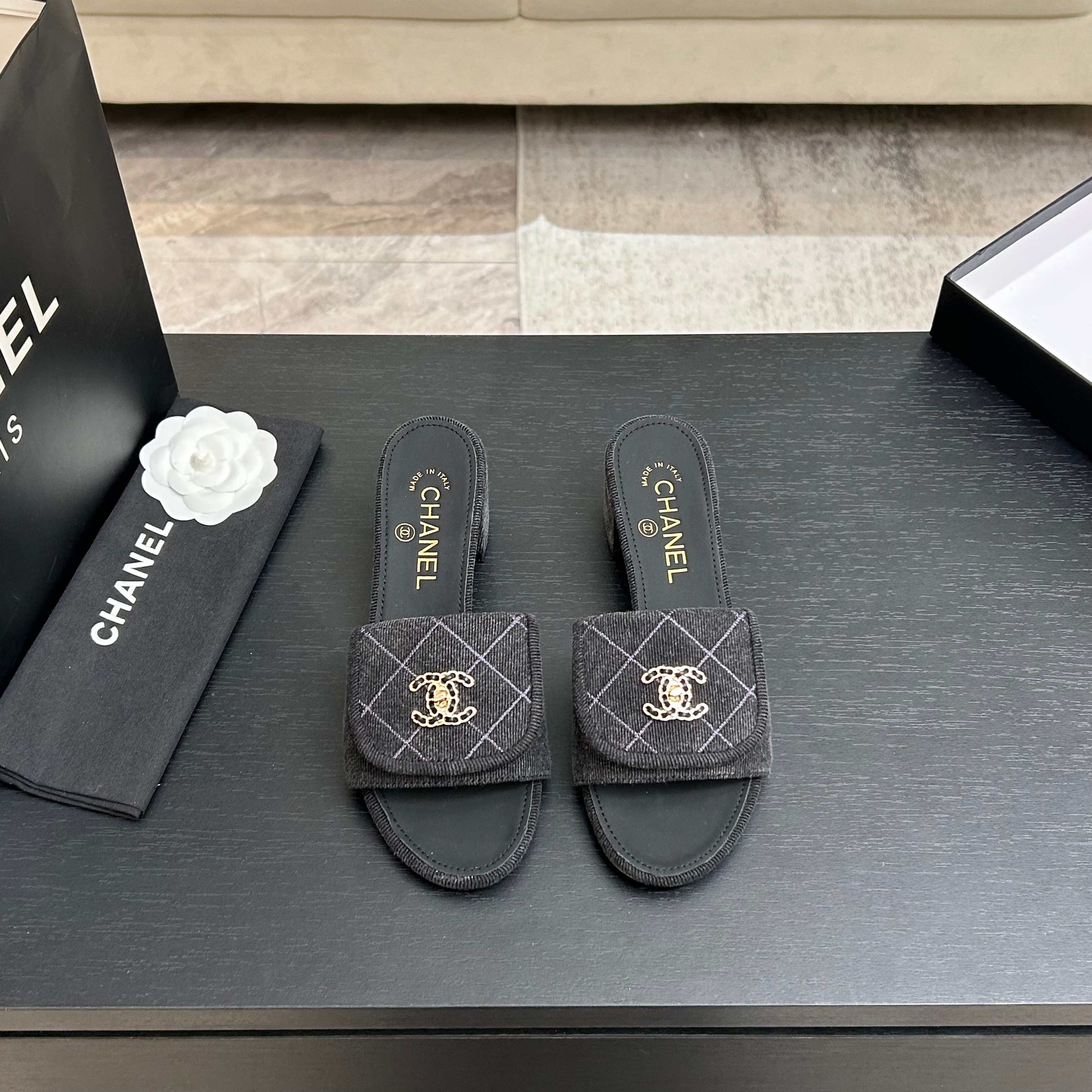 Chanel sz35-39 mnq0247